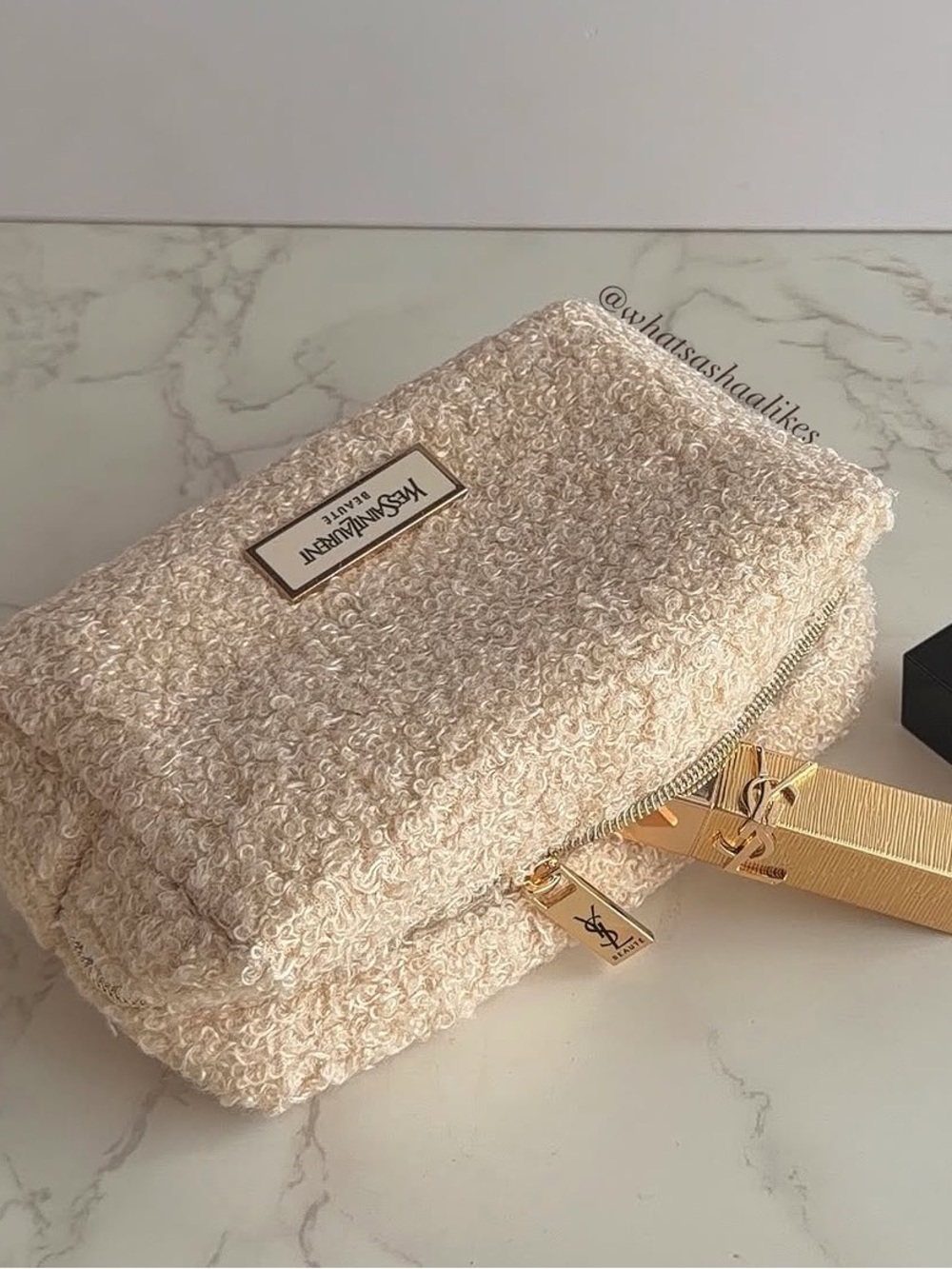 Yves Saint Laurent Cream Bouclé Small Trousseau Case with Stunning Gold Logo - Picture 10 of 13